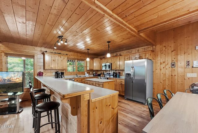 1514 McCarter Hollow Road, Sevierville, TN 37862