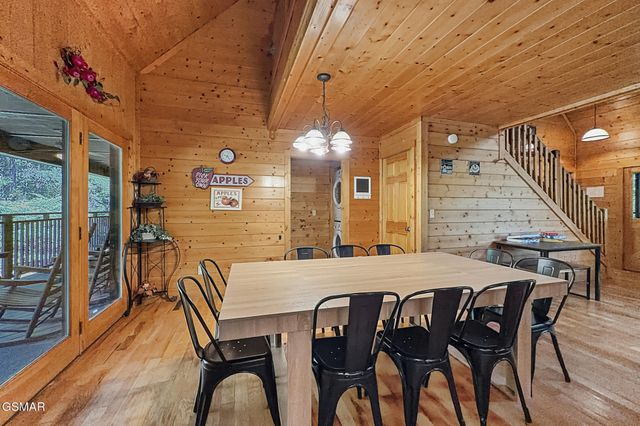 1514 McCarter Hollow Road, Sevierville, TN 37862