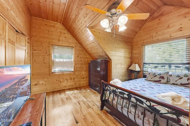 1514 McCarter Hollow Road, Sevierville, TN 37862