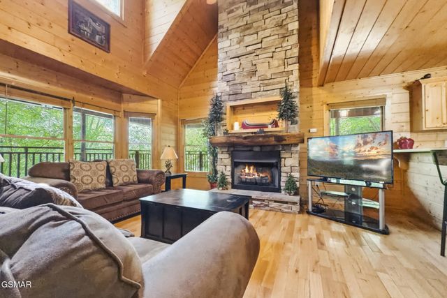 1514 McCarter Hollow Road, Sevierville, TN 37862