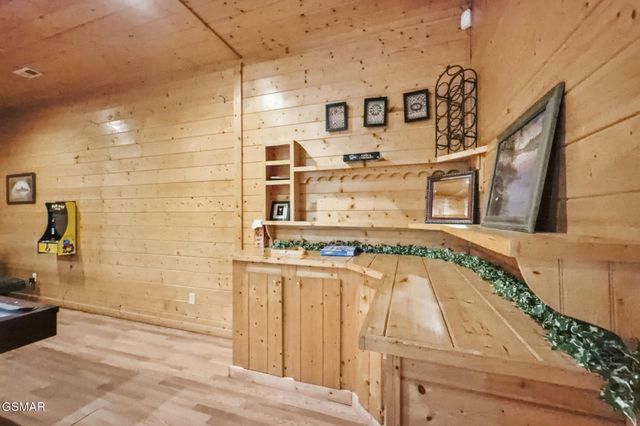 1514 McCarter Hollow Road, Sevierville, TN 37862