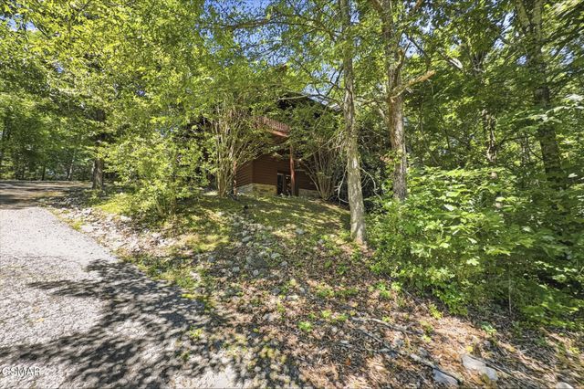 1514 McCarter Hollow Road, Sevierville, TN 37862
