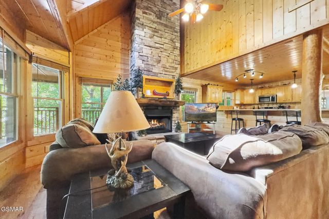 1514 McCarter Hollow Road, Sevierville, TN 37862