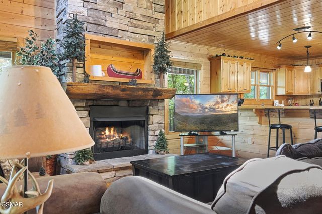 1514 McCarter Hollow Road, Sevierville, TN 37862