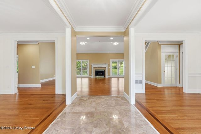 8618 Westover Dr, Prospect, KY 40059