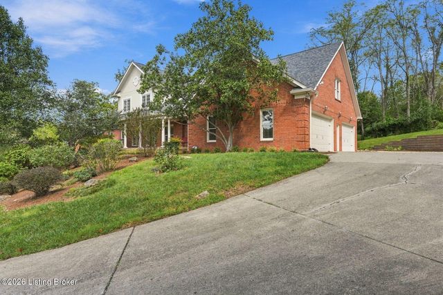 8618 Westover Dr, Prospect, KY 40059