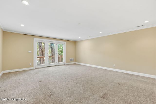 8618 Westover Dr, Prospect, KY 40059