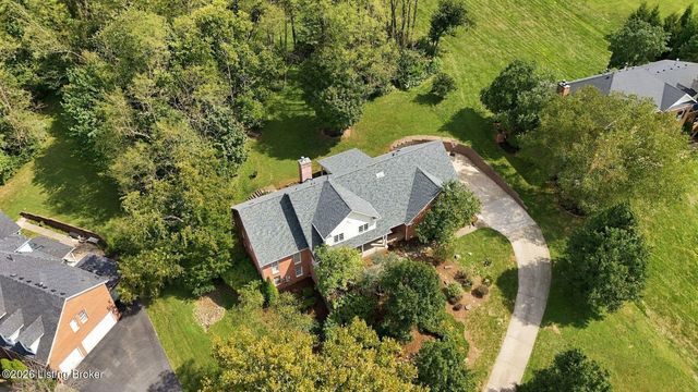 8618 Westover Dr, Prospect, KY 40059
