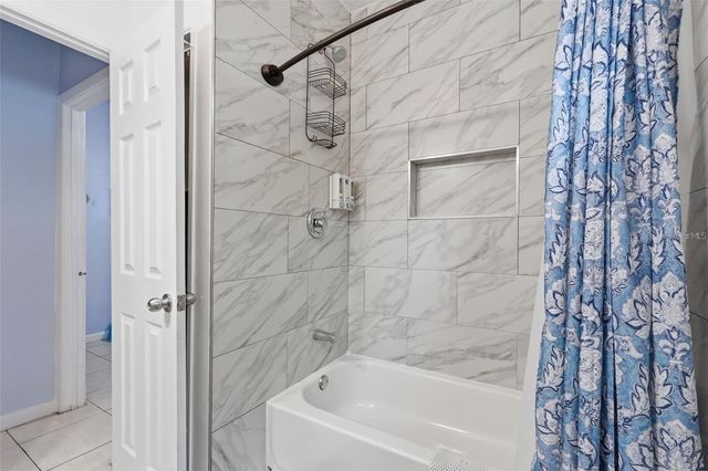 10107 N ASTER AVENUE, Tampa, FL 33612