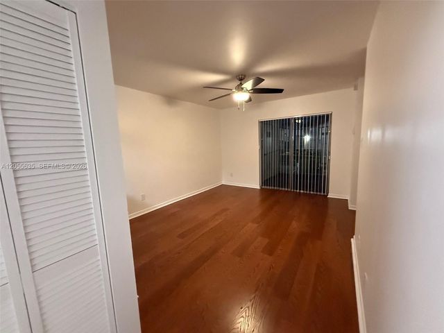 15290 SW 106th Lane 323, Miami, FL 33196