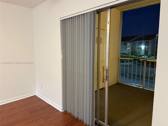 15290 SW 106th Lane 323, Miami, FL 33196