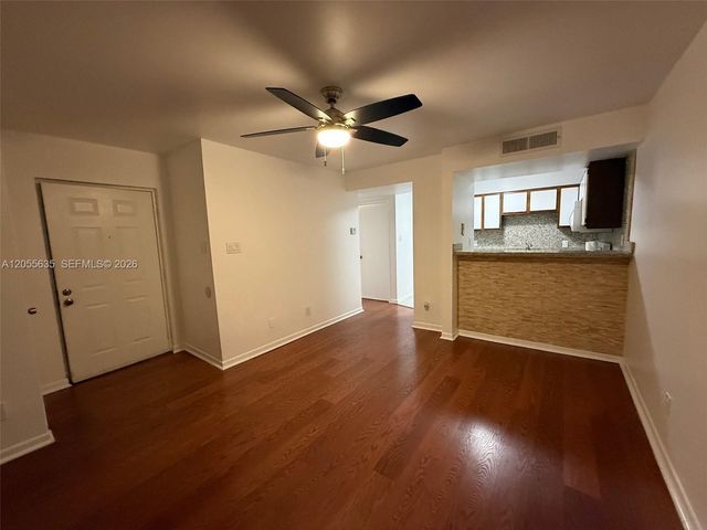 15290 SW 106th Lane 323, Miami, FL 33196