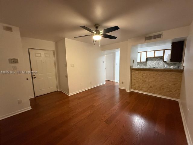 15290 SW 106th Lane 323, Miami, FL 33196