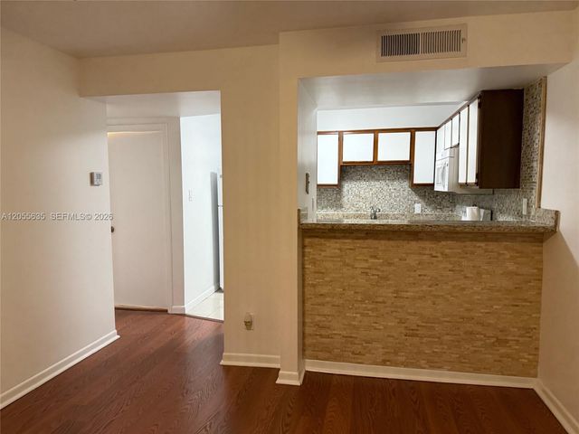 15290 SW 106th Lane 323, Miami, FL 33196