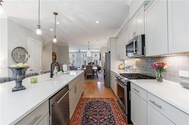 767 Hadley NE Lane, Marietta, GA 30068