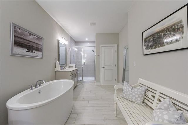 767 Hadley NE Lane, Marietta, GA 30068