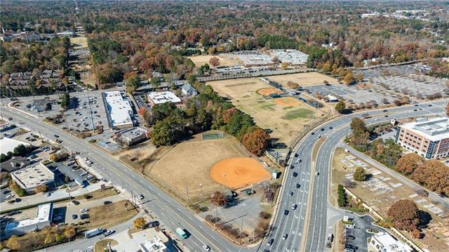 767 Hadley NE Lane, Marietta, GA 30068