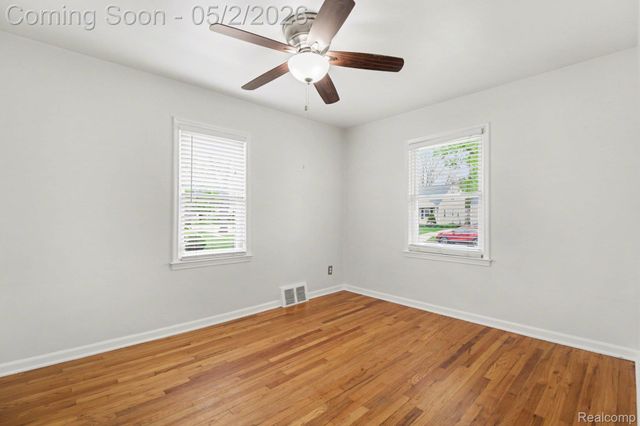151 Highland Avenue, Clawson, MI 48017
