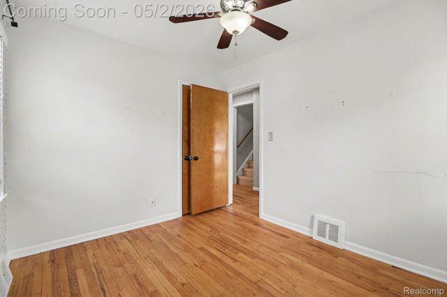 151 Highland Avenue, Clawson, MI 48017
