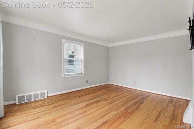 151 Highland Avenue, Clawson, MI 48017