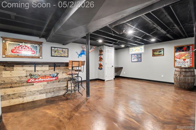 151 Highland Avenue, Clawson, MI 48017