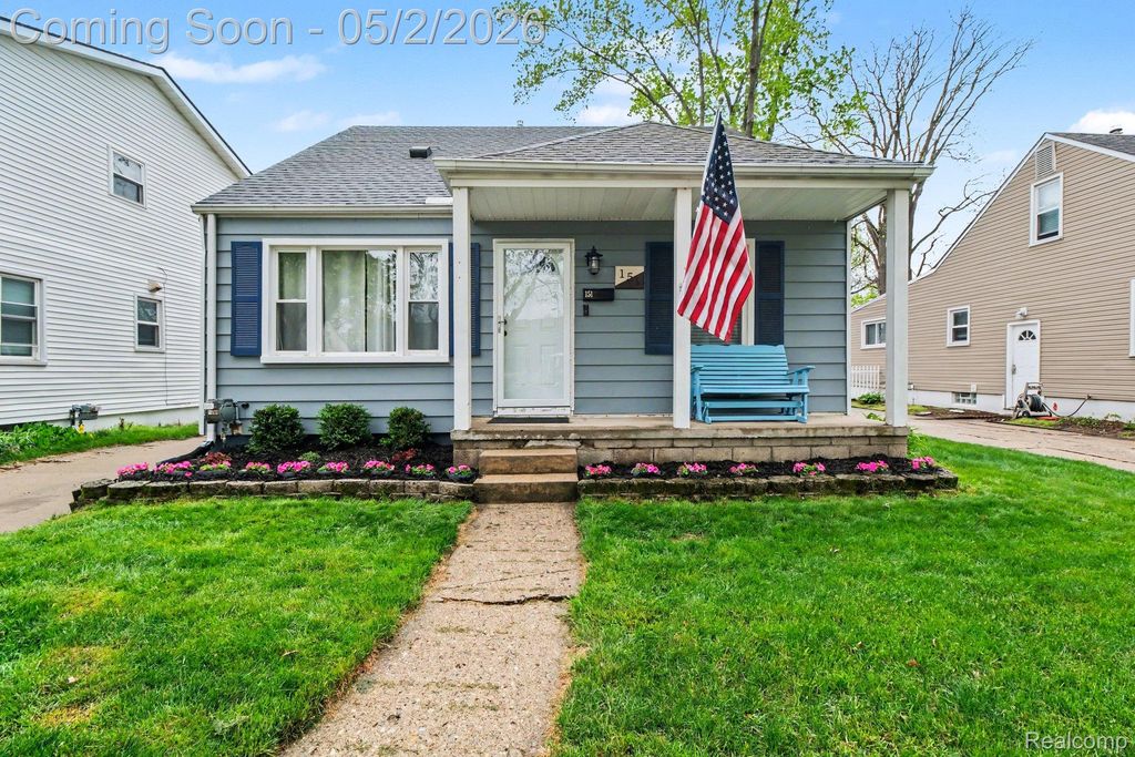 151 Highland Avenue, Clawson, MI 48017