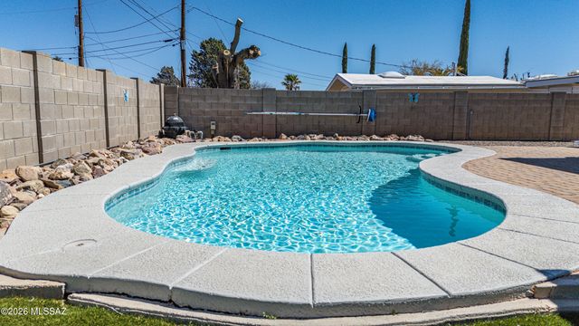 1355 E Sierra Drive, Sierra Vista, AZ 85635