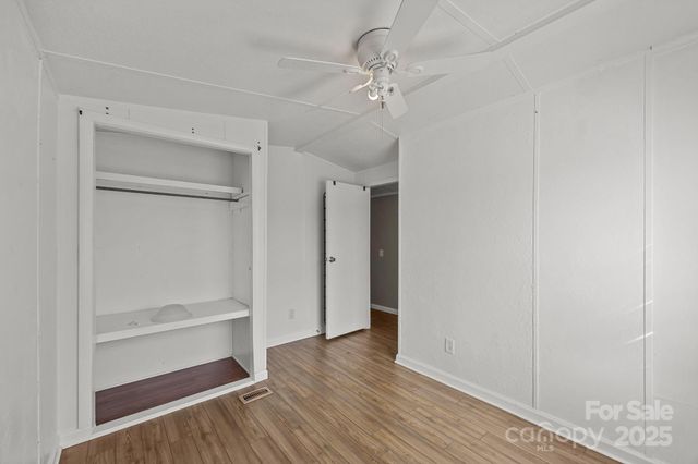 729 Don Felmet Road, Marshall, NC 28753