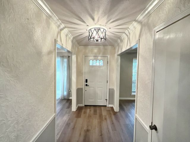 14148 Tanglewood Drive, Farmers Branch, TX 75234