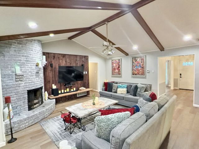 14148 Tanglewood Drive, Farmers Branch, TX 75234