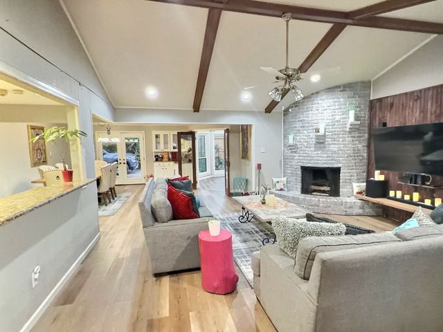 14148 Tanglewood Drive, Farmers Branch, TX 75234