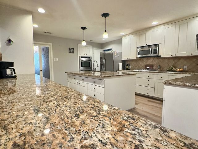 14148 Tanglewood Drive, Farmers Branch, TX 75234