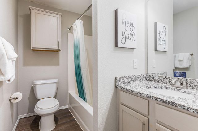 2907 Vineyards Parkway 5, Branson, MO 65616