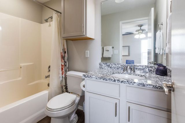 2907 Vineyards Parkway 5, Branson, MO 65616