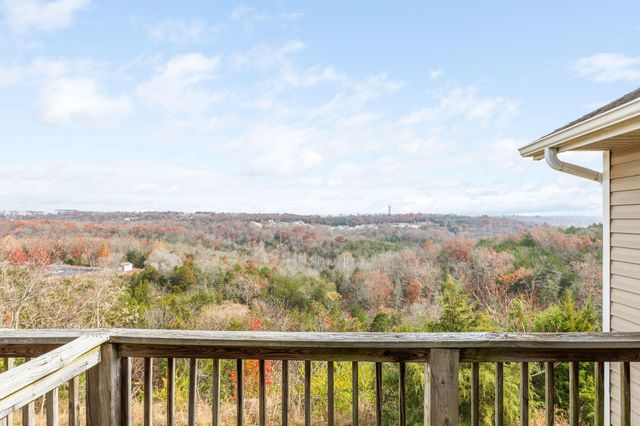 2907 Vineyards Parkway 5, Branson, MO 65616