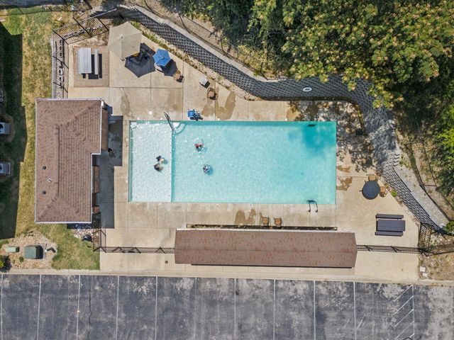 2907 Vineyards Parkway 5, Branson, MO 65616