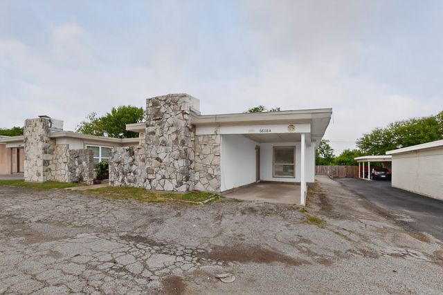 6808 Trail Lake Drive A, Fort Worth, TX 76133