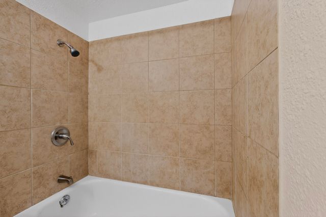 6808 Trail Lake Drive A, Fort Worth, TX 76133