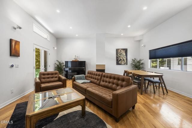 3551 Dixie Canyon Place, Los Angeles, CA 91423