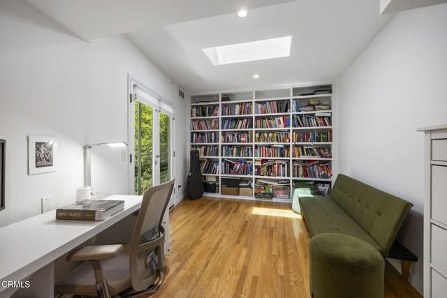 3551 Dixie Canyon Place, Los Angeles, CA 91423