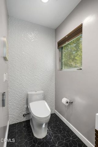 3551 Dixie Canyon Place, Los Angeles, CA 91423