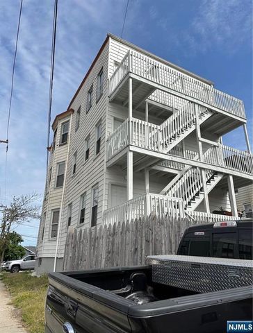 2 N 4th Street 3, Paterson, NJ 07522