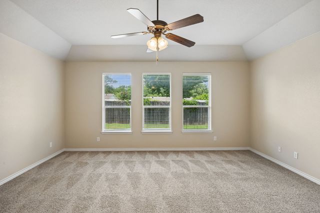 425 Corriente Trail, Azle, TX 76020