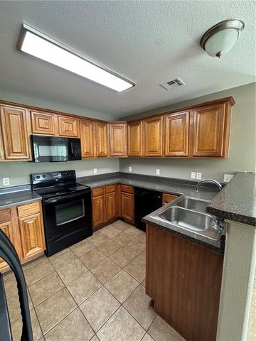 6 Olmsted Lane, Bella Vista, AR 72715