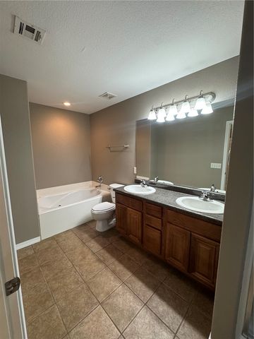 6 Olmsted Lane, Bella Vista, AR 72715