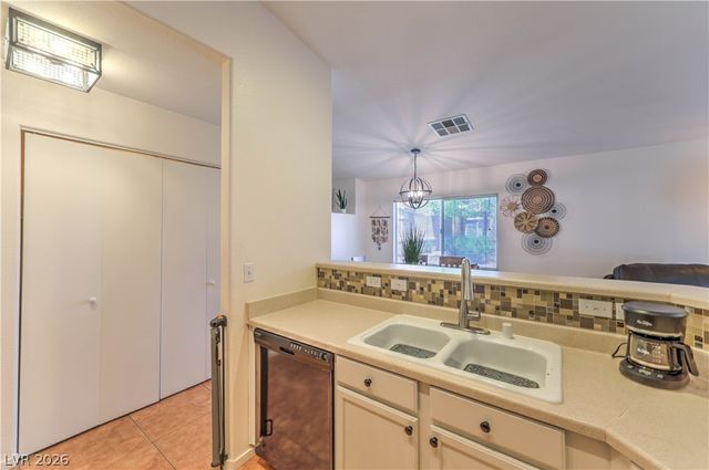 5116 JEWEL CANYON Drive, Las Vegas, NV 89122