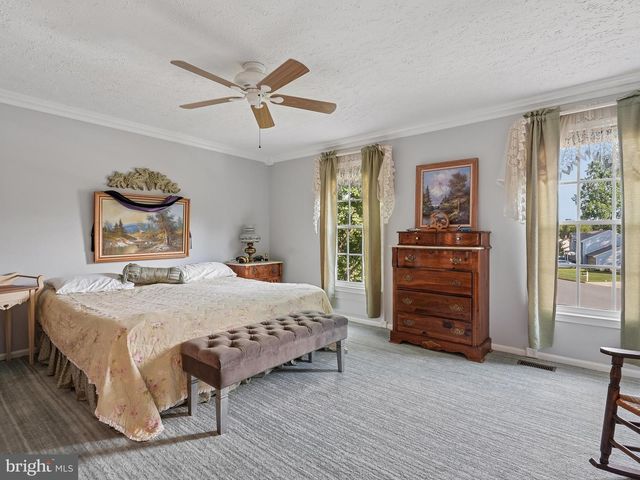 4545 DIEHL CT, Woodbridge, VA 22193