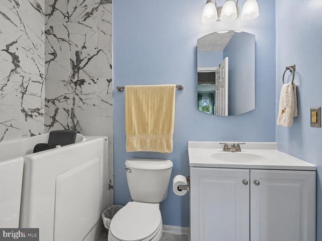 4545 DIEHL CT, Woodbridge, VA 22193