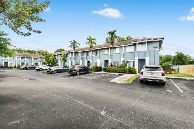 5403 SW 41st Street, Pembroke Park, FL 33023