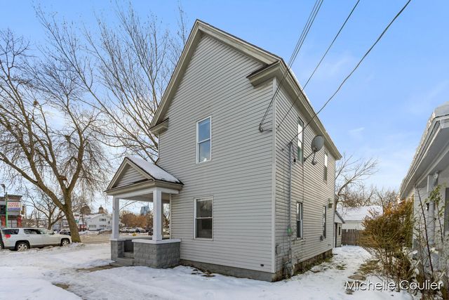 820 5th Street NW, Grand Rapids, MI 49504